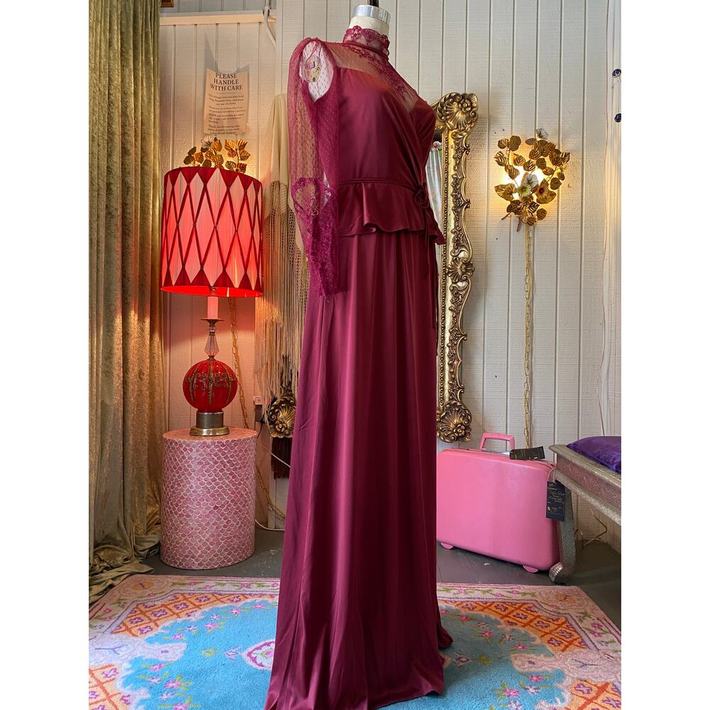 vintage 1970s maroon peplum maxi dress, embroidered net lace, wednesday, med 28 - Picture 4 of 10